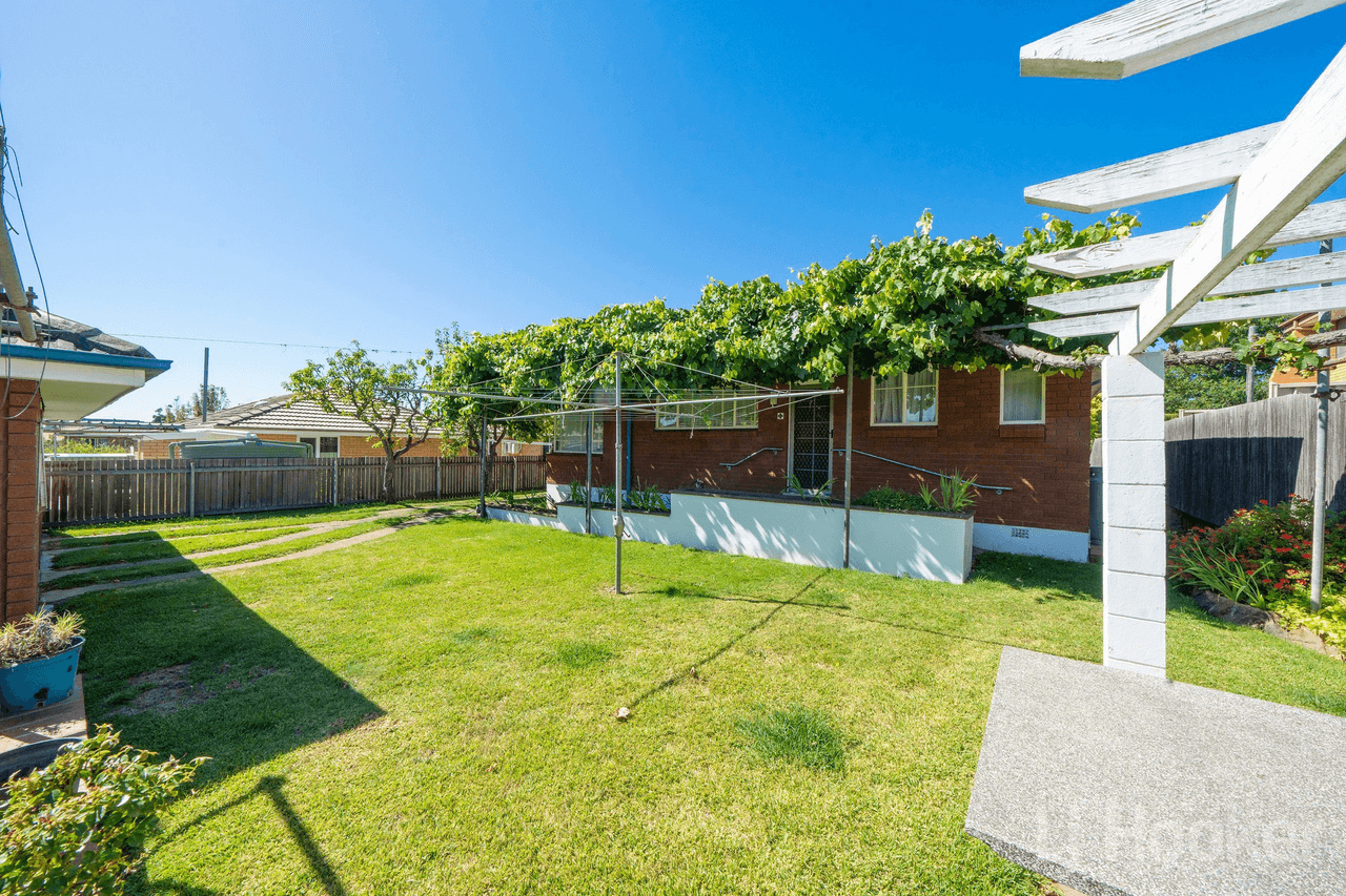 37 Atkinson Street, QUEANBEYAN EAST, NSW 2620