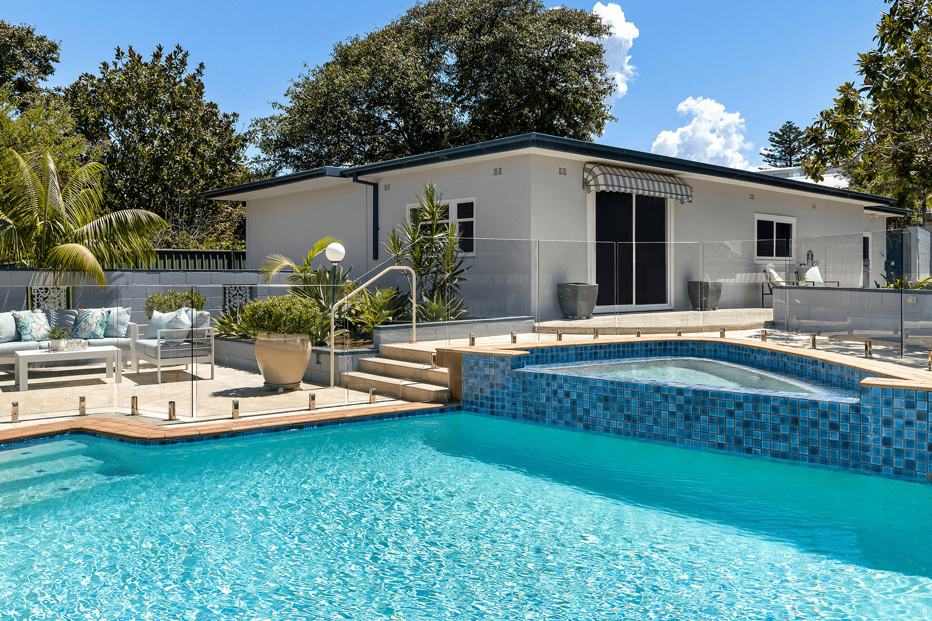 22 Edgecliffe Esplanade, Seaforth, NSW 2092