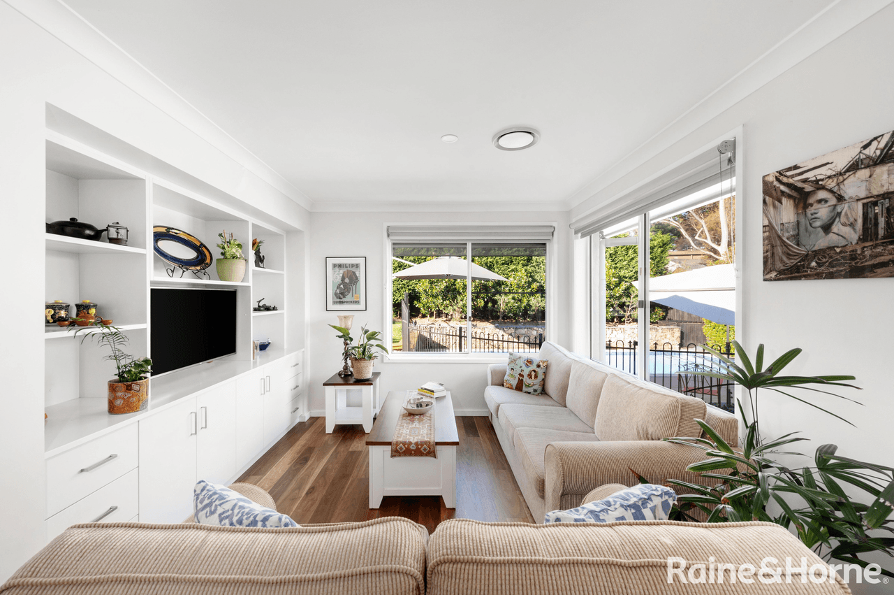 10 Windsor Drive, BERRY, NSW 2535