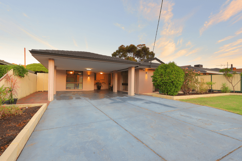 29 Helena Crescent, THORNLIE, WA 6108