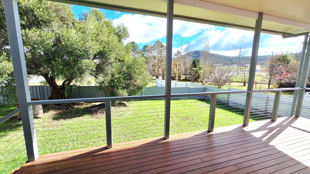 15 McGlew Street, Stanthorpe, QLD 4380