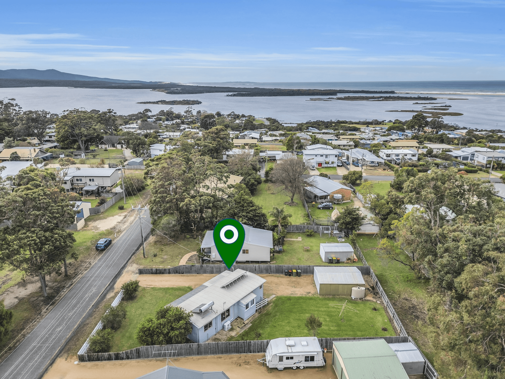 83 Mirrabooka Road, MALLACOOTA, VIC 3892