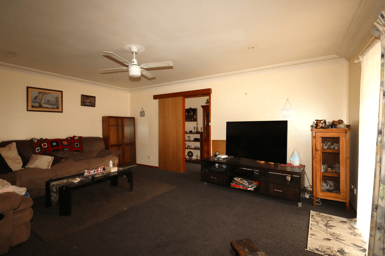35 Cross Street, GLEN INNES, NSW 2370