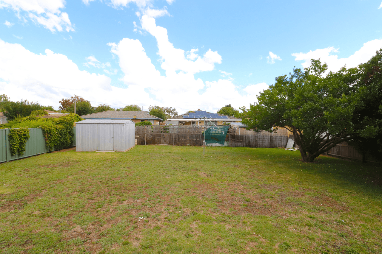 35 Cross Street, GLEN INNES, NSW 2370