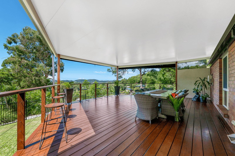 16 Coote Court, CURRUMBIN WATERS, QLD 4223