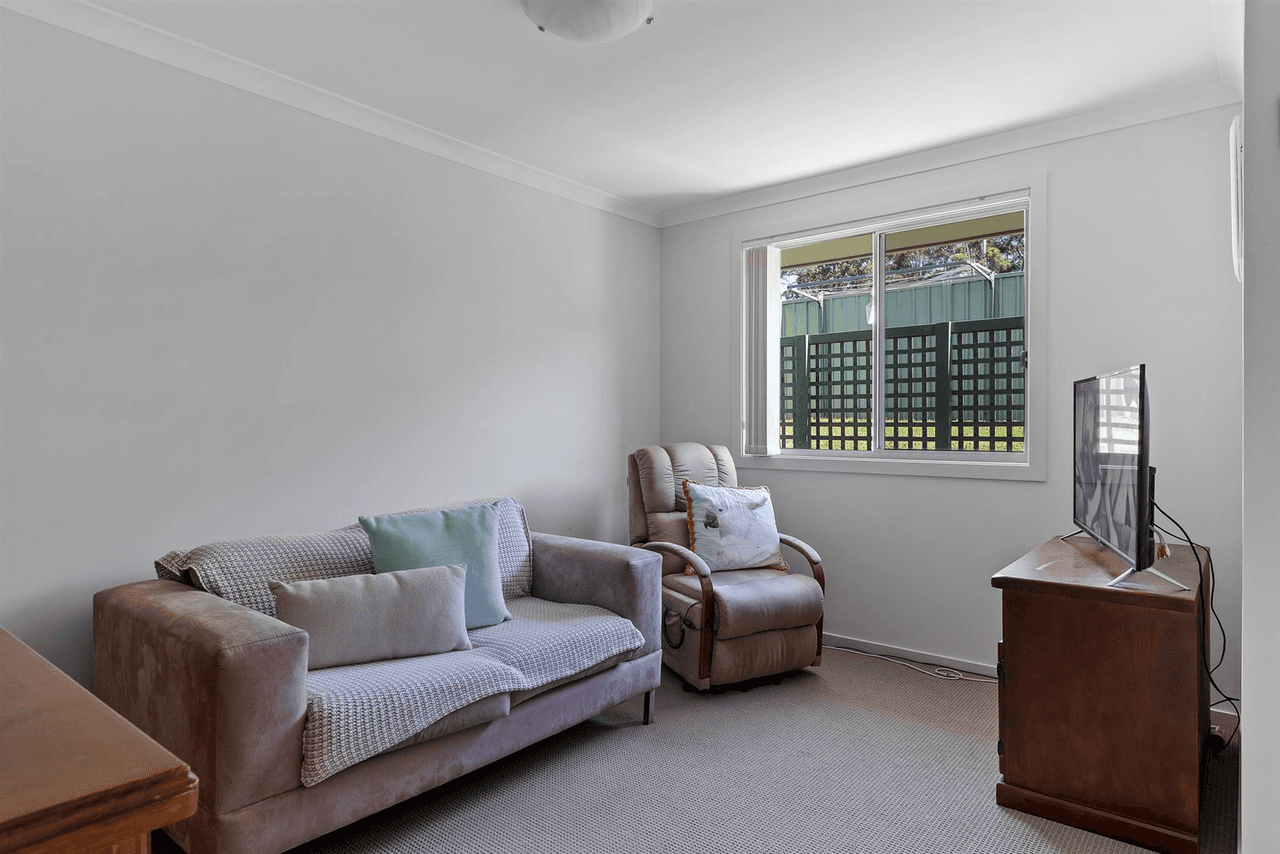 35 & 35a Gemini Way, Narrawallee, NSW 2539