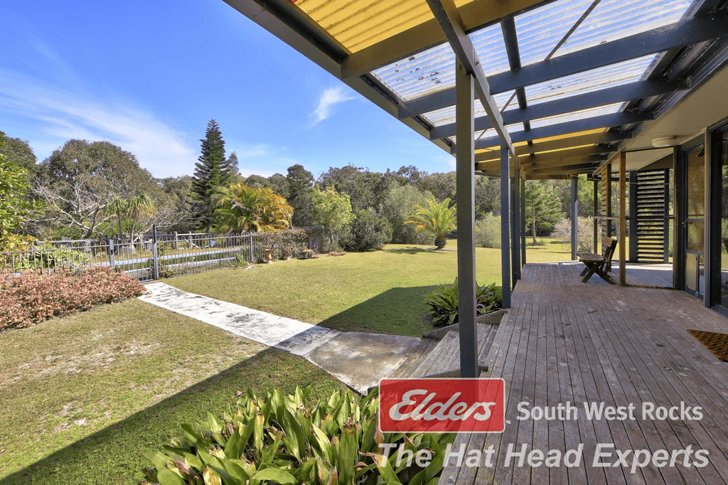 130 Gap Rd, HAT HEAD, NSW 2440