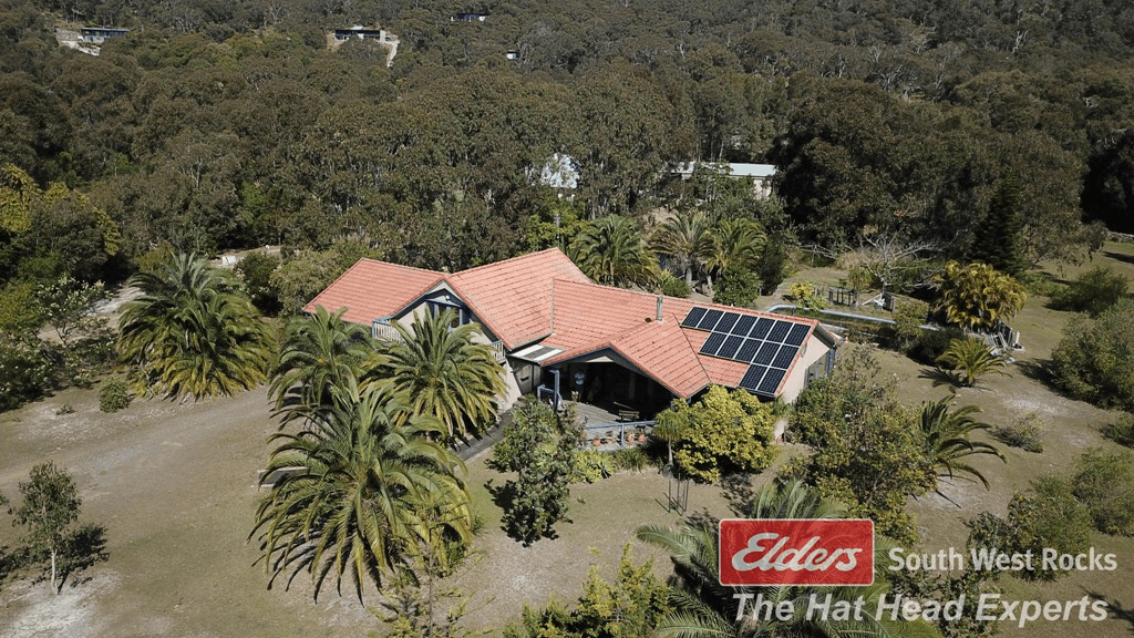 130 Gap Rd, HAT HEAD, NSW 2440