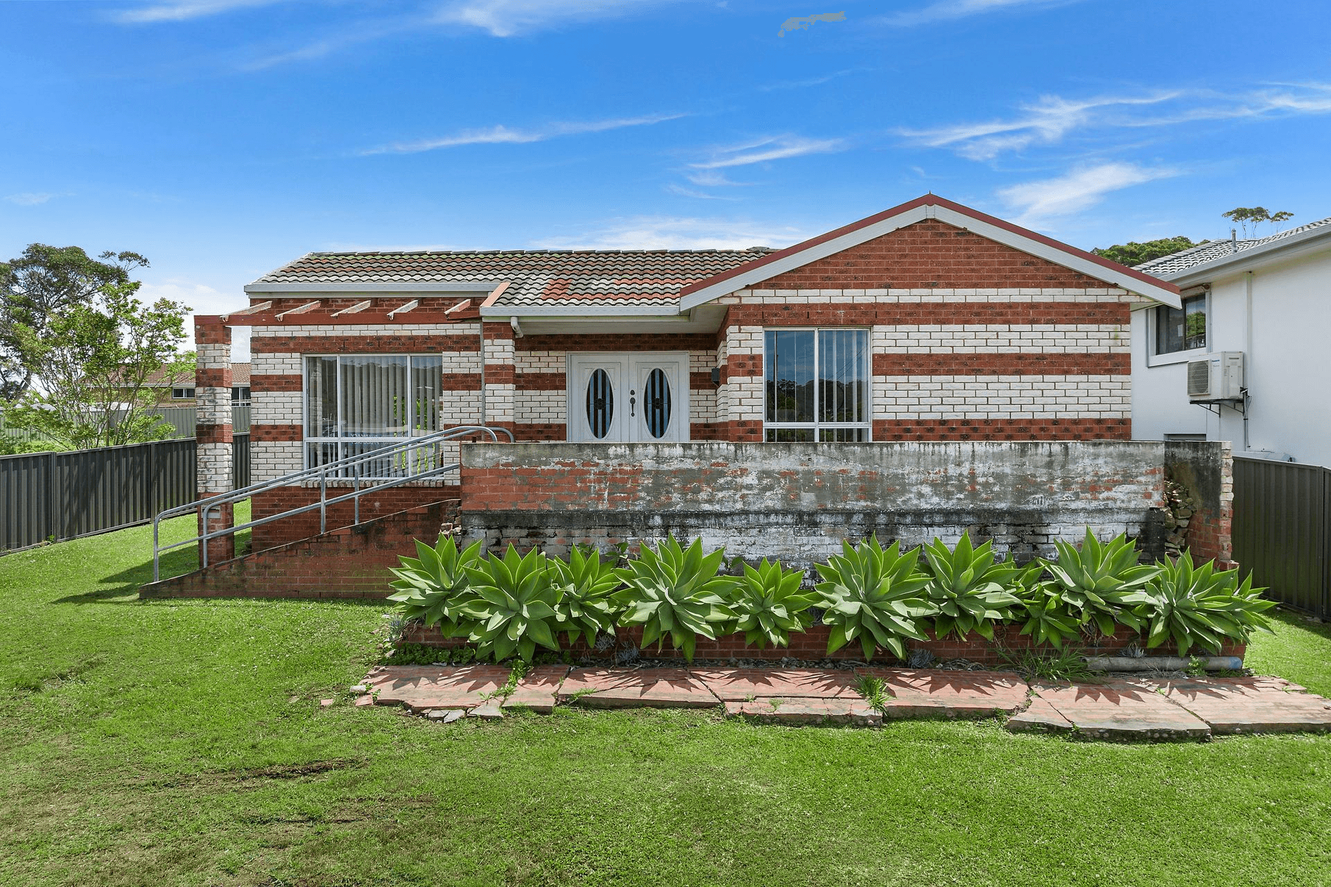 603 The Entrance Road, Bateau Bay, NSW 2261