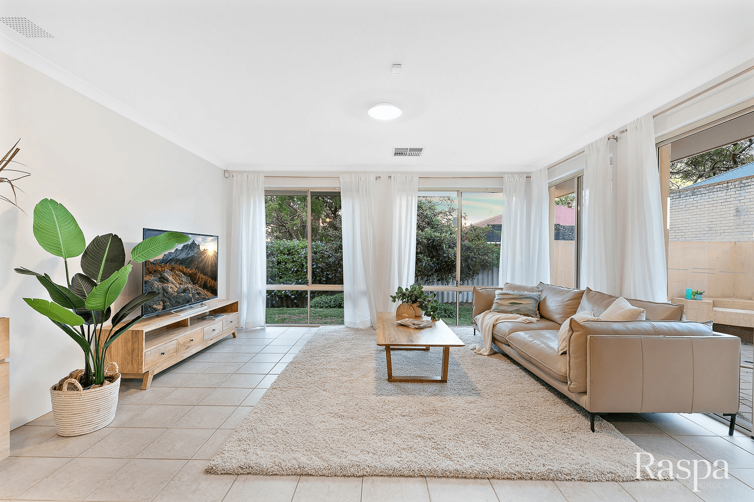 3 Fairmount Close, Bibra Lake, WA 6163