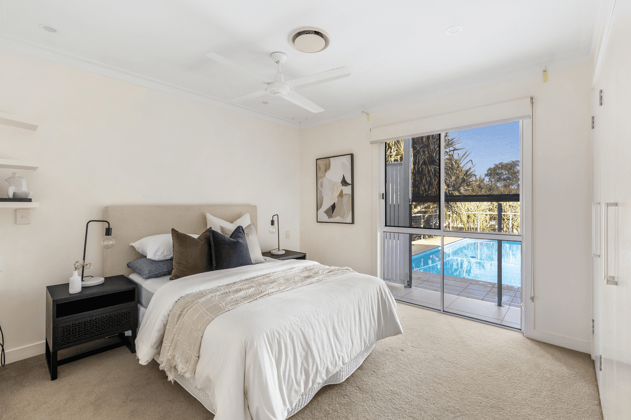 56 Phalerum Avenue, SEVEN HILLS, QLD 4170