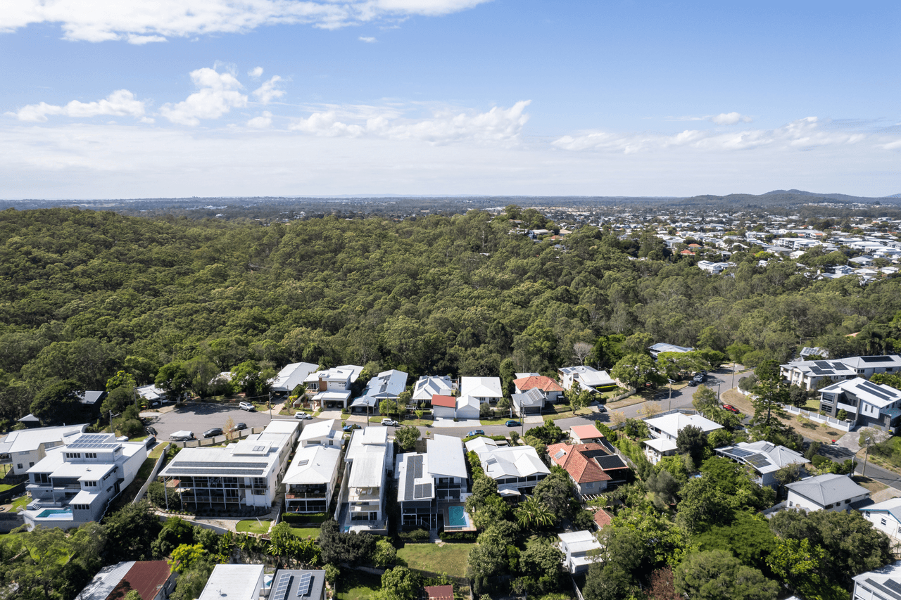 56 Phalerum Avenue, SEVEN HILLS, QLD 4170