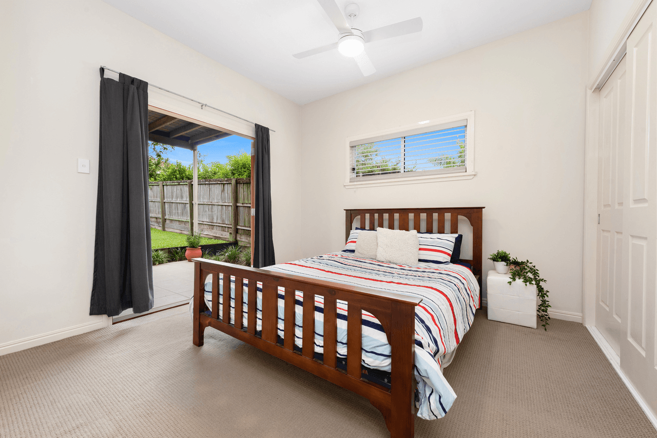 143 Morehead Avenue, NORMAN PARK, QLD 4170