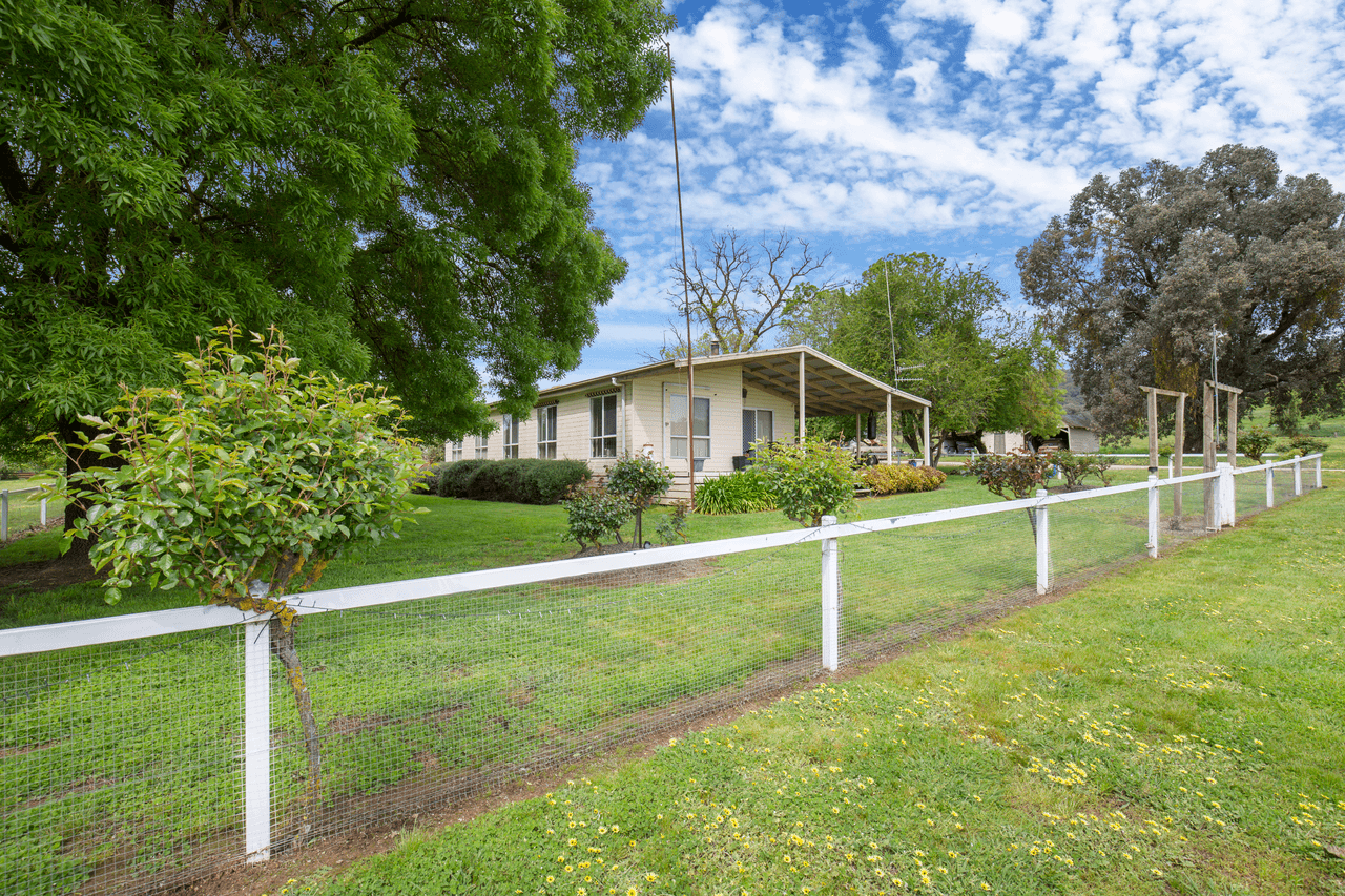 1570 Moyhu-Meadow Creek Road, MEADOW CREEK, VIC 3678