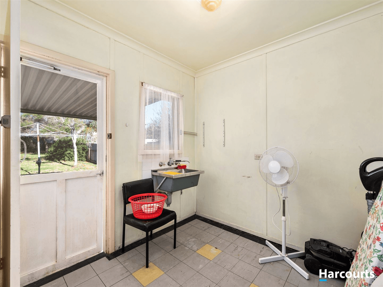 45 Peter Street, Halls Head, WA 6210