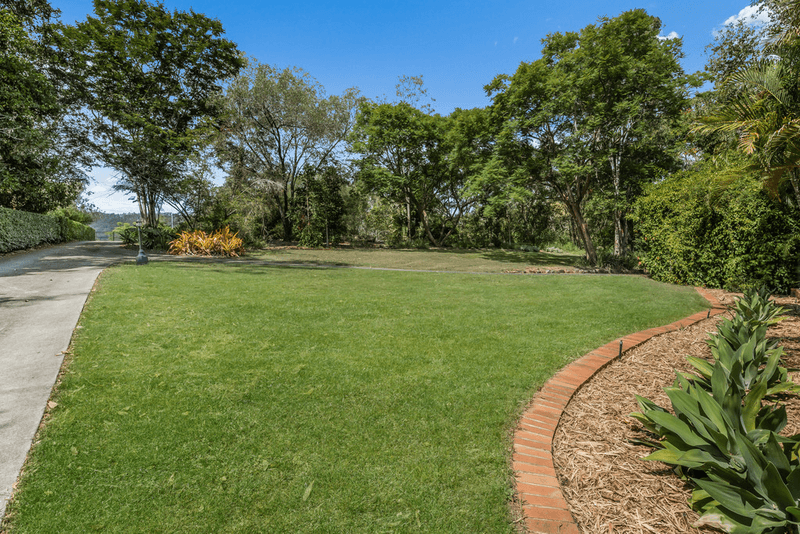 199 Swensons Road, MOUNT CROSBY, QLD 4306