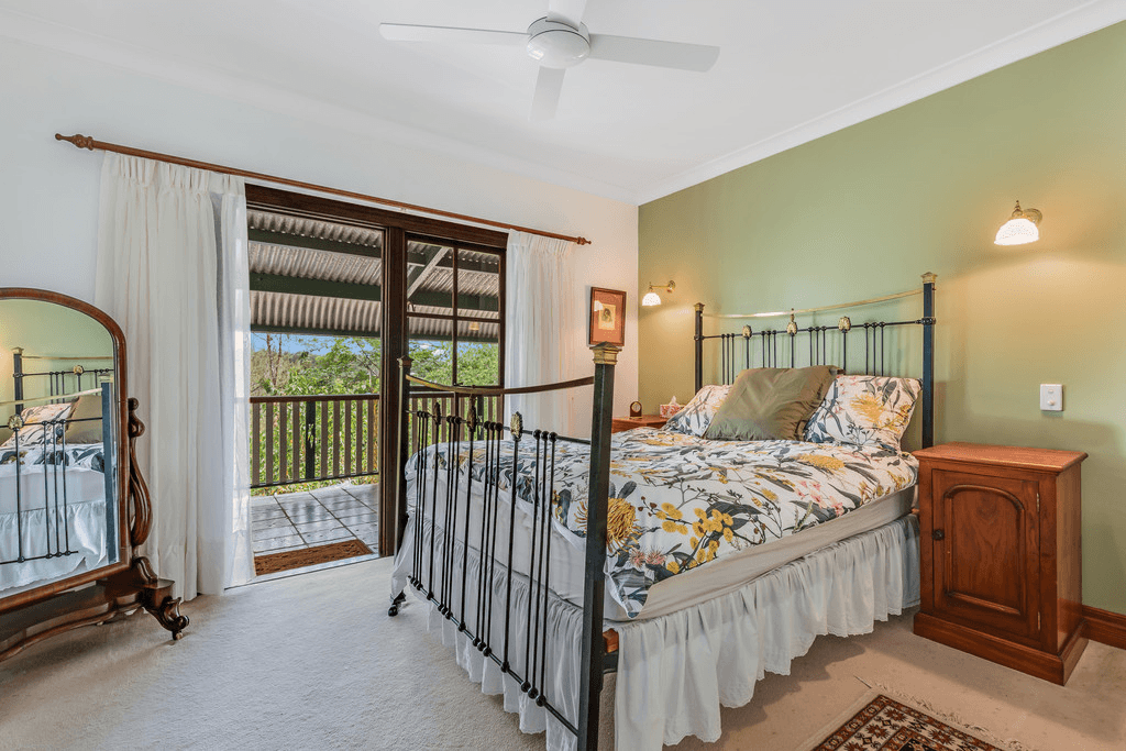 199 Swensons Road, MOUNT CROSBY, QLD 4306