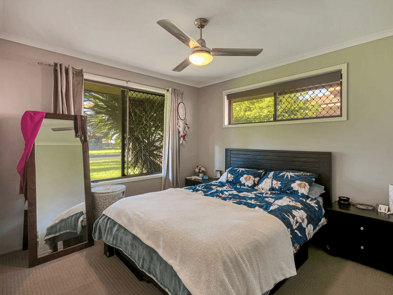 16 Brigalow Street, NEWTOWN, QLD 4350