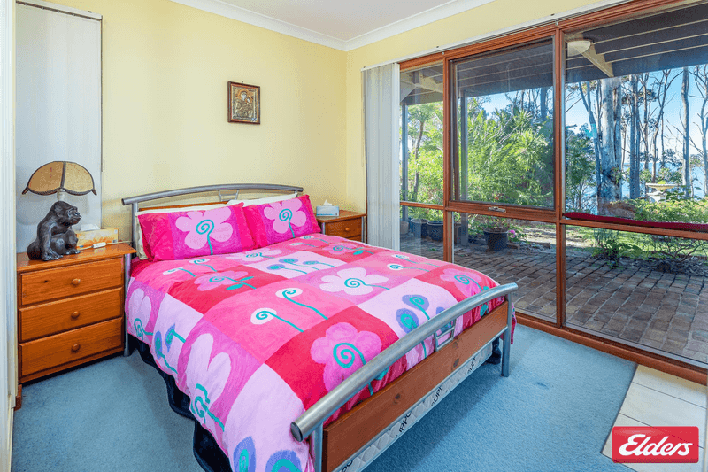 203 Beach Road, DENHAMS BEACH, NSW 2536