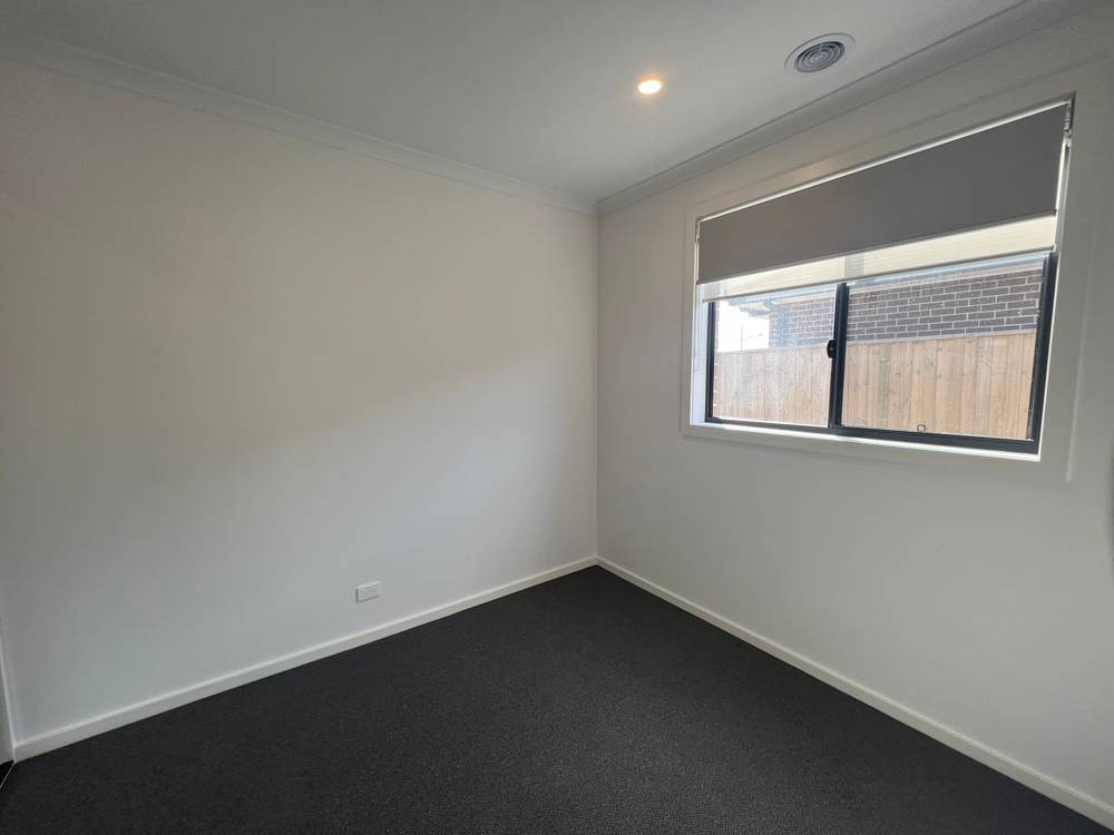 36 Willowmead Boulevard, DONNYBROOK, VIC 3064