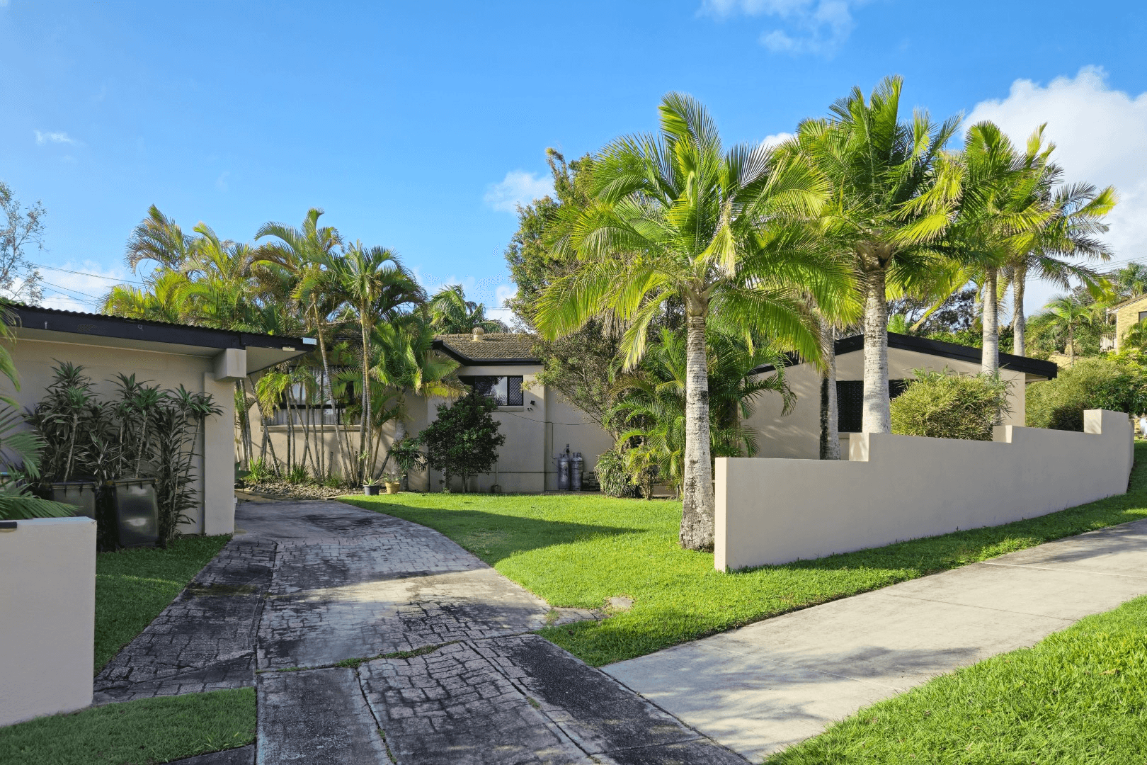 8 Bombala Terrace, CALOUNDRA, QLD 4551