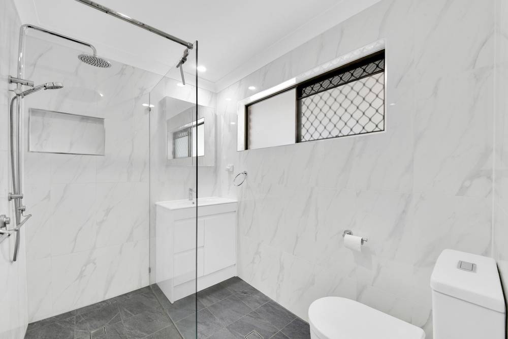 8 Ireland Court, CASHMERE, QLD 4500