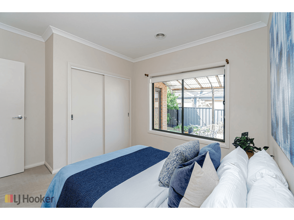 12 Clapham Way, CRAIGIEBURN, VIC 3064