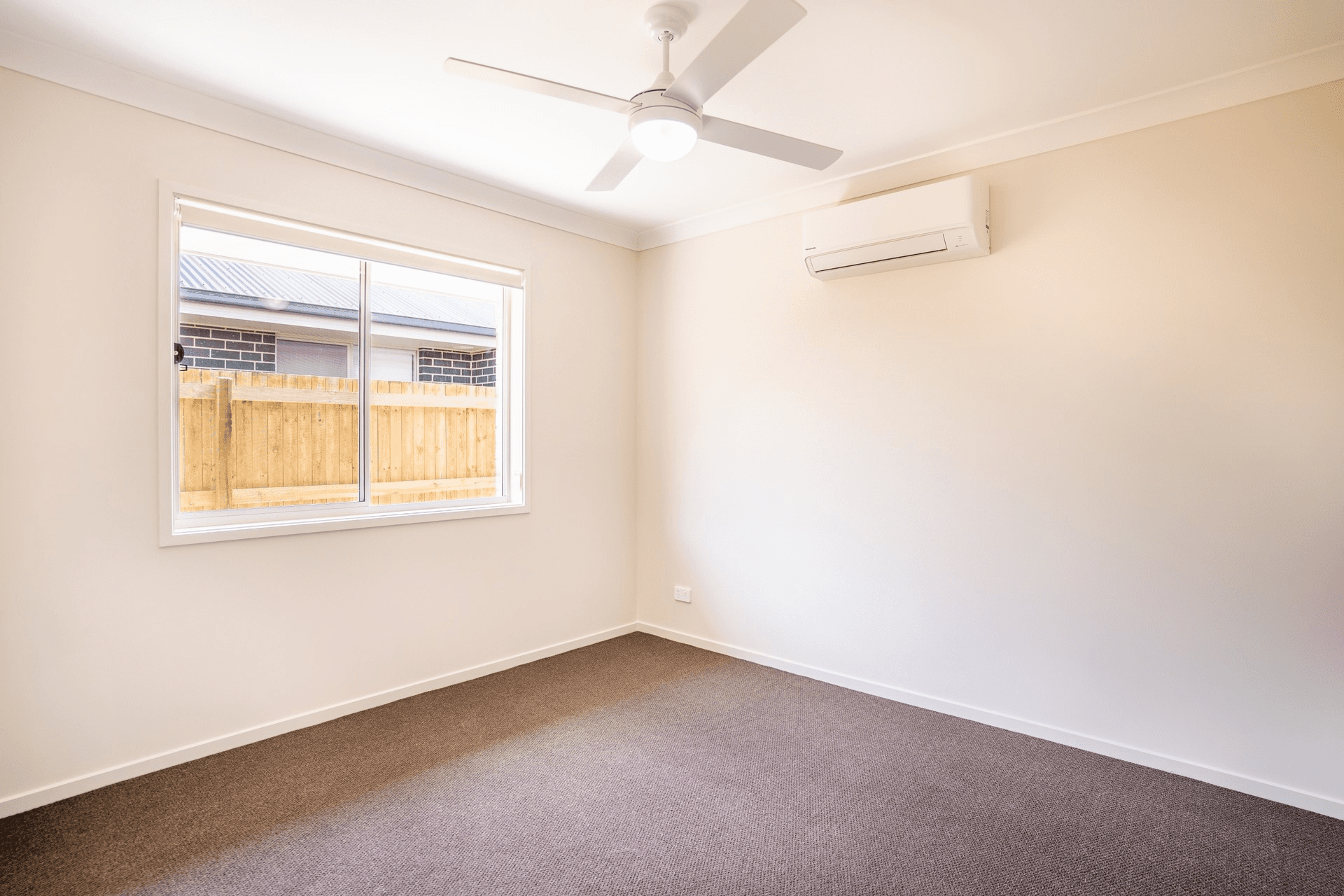 49 Eileen Ct, Logan Reserve, QLD 4133