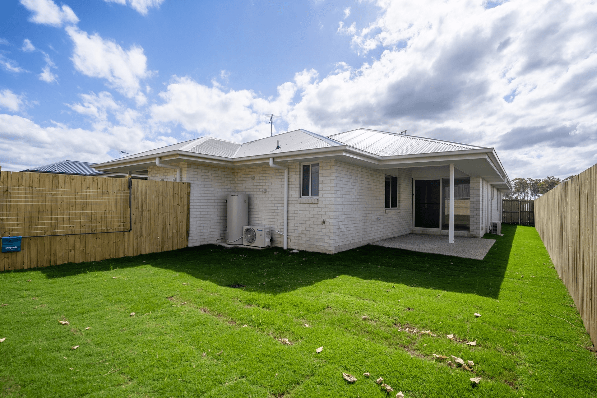 49 Eileen Ct, Logan Reserve, QLD 4133