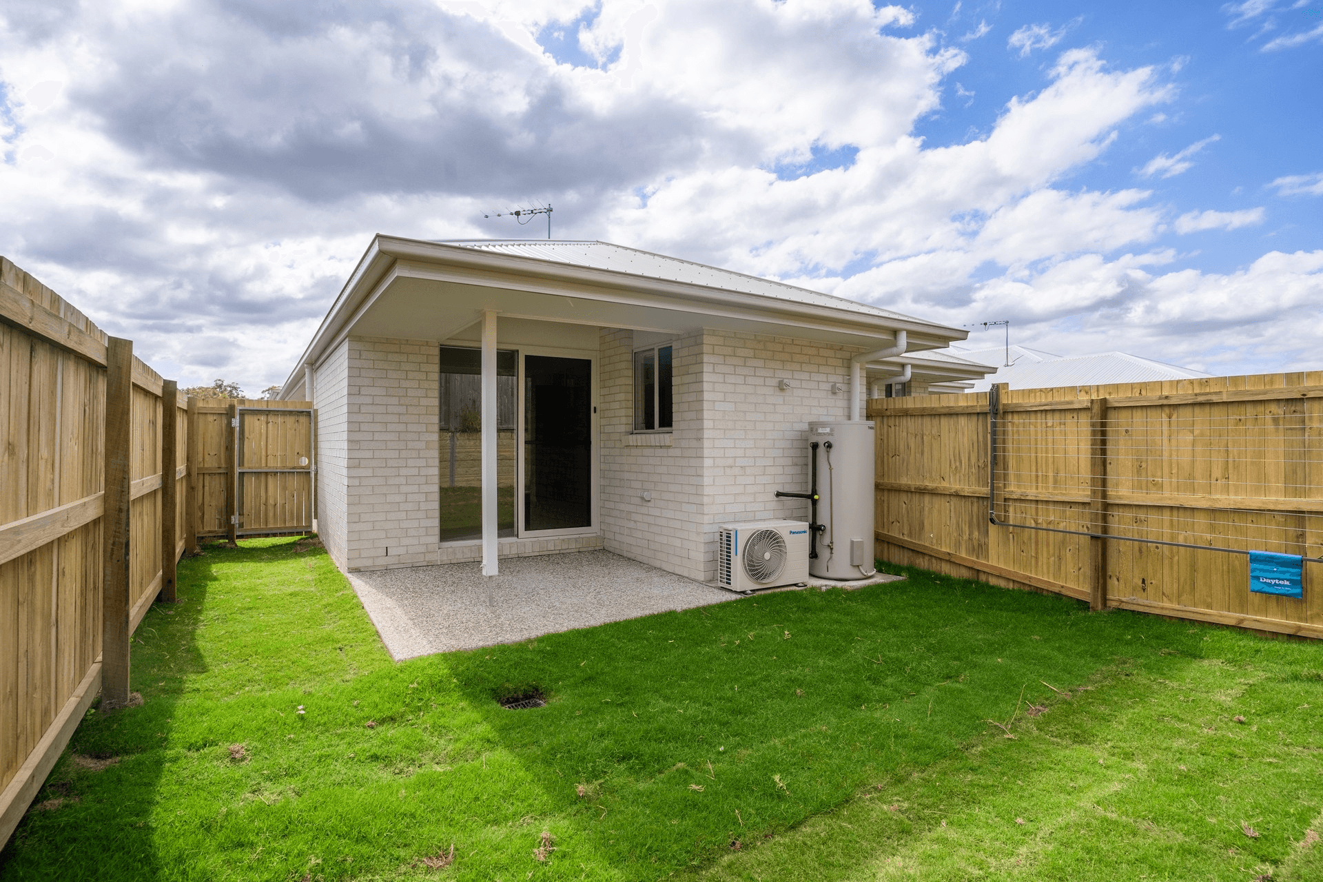 49 Eileen Ct, Logan Reserve, QLD 4133