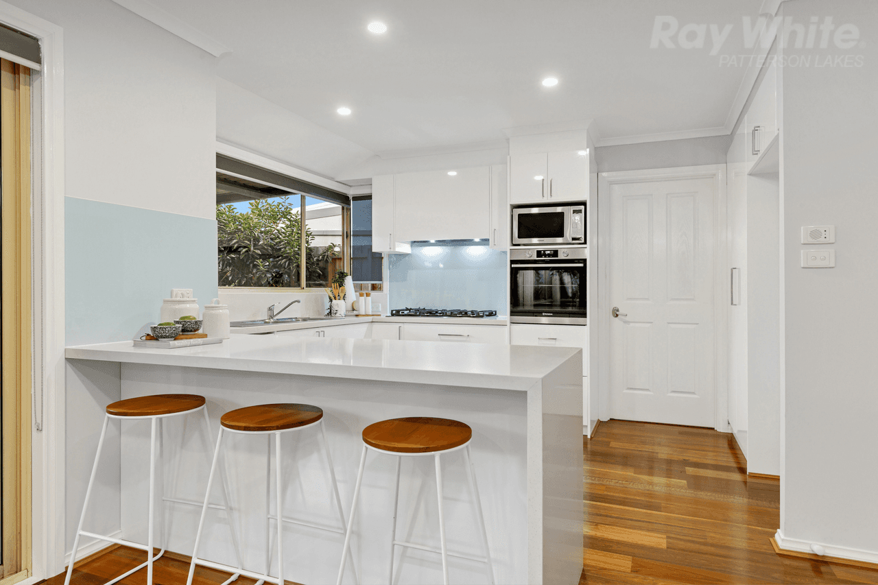 5 The Parkway, PATTERSON LAKES, VIC 3197