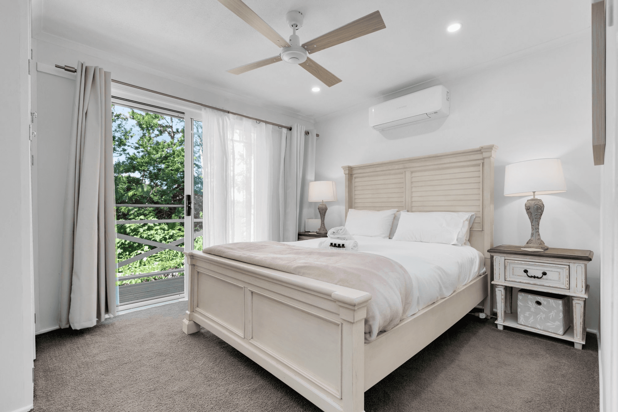 4 Apo Court, TAMBORINE MOUNTAIN, QLD 4272