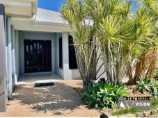 19 Desgrand St, Emerald, QLD 4720