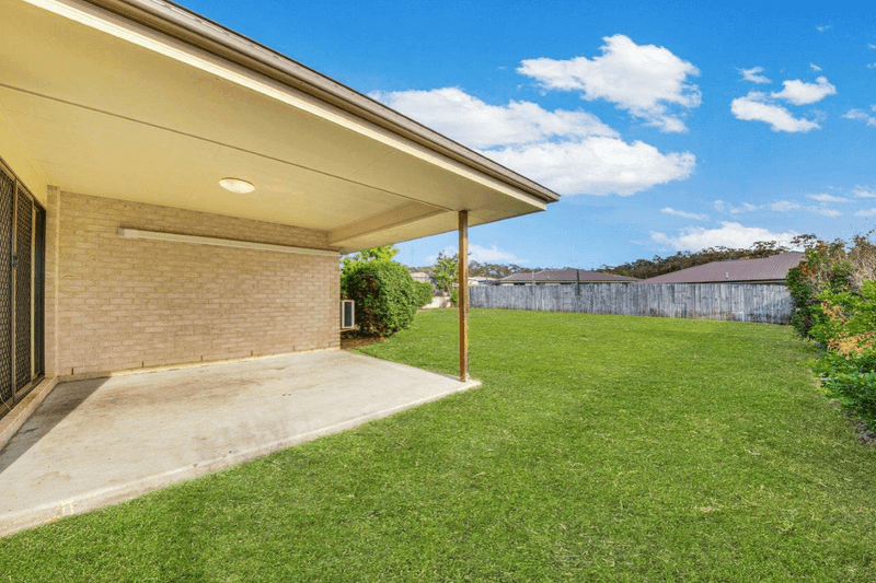 14 Woodland Court, KIRKWOOD, QLD 4680