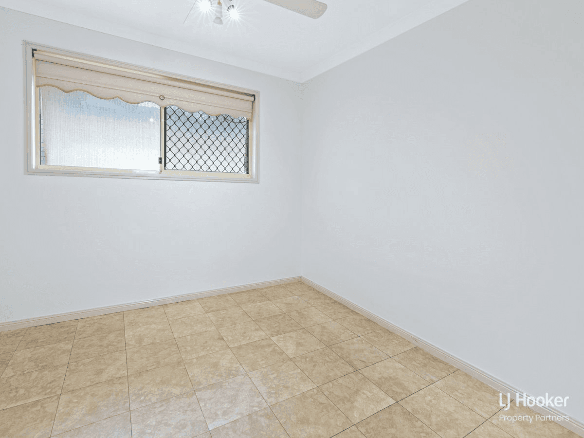 8 Vista Circuit, RUNCORN, QLD 4113