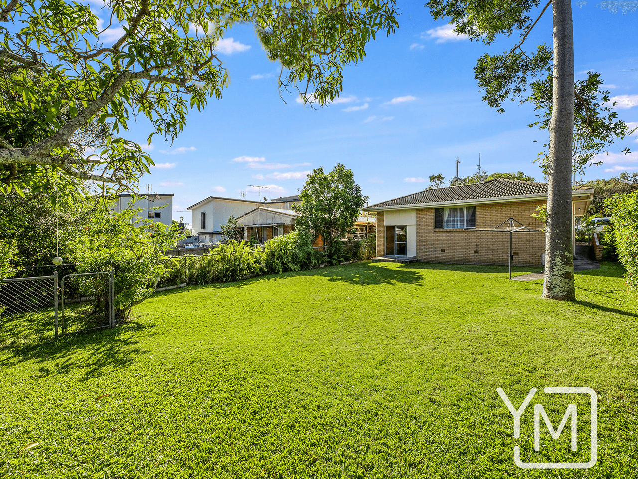 10 Oronsay Avenue, CALOUNDRA, QLD 4551