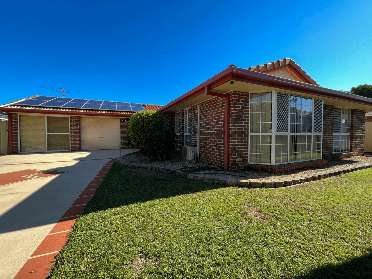 24 Cook Avenue, CABOOLTURE SOUTH, QLD 4510