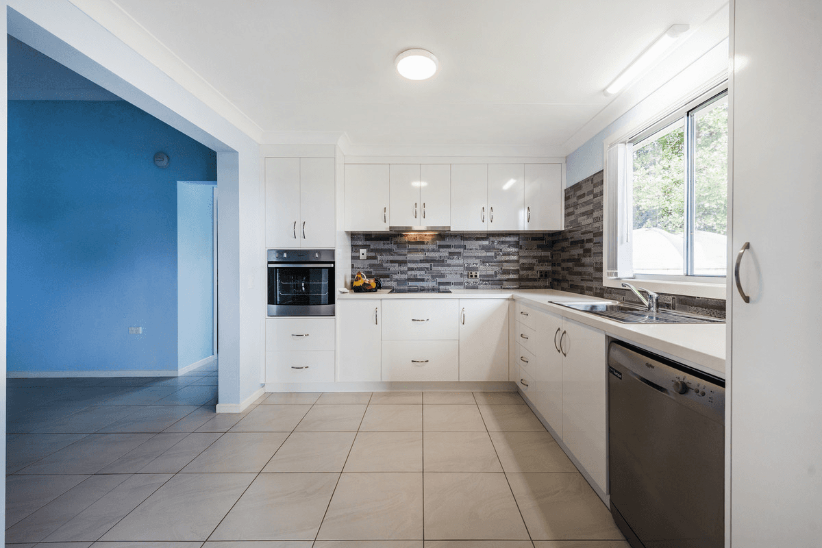 60 Clarence Street, Brushgrove, NSW 2460