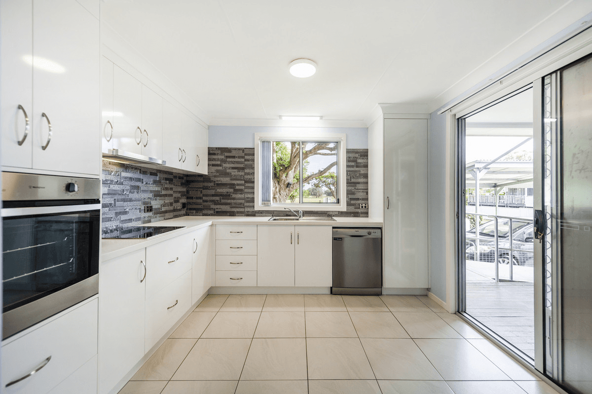 60 Clarence Street, Brushgrove, NSW 2460