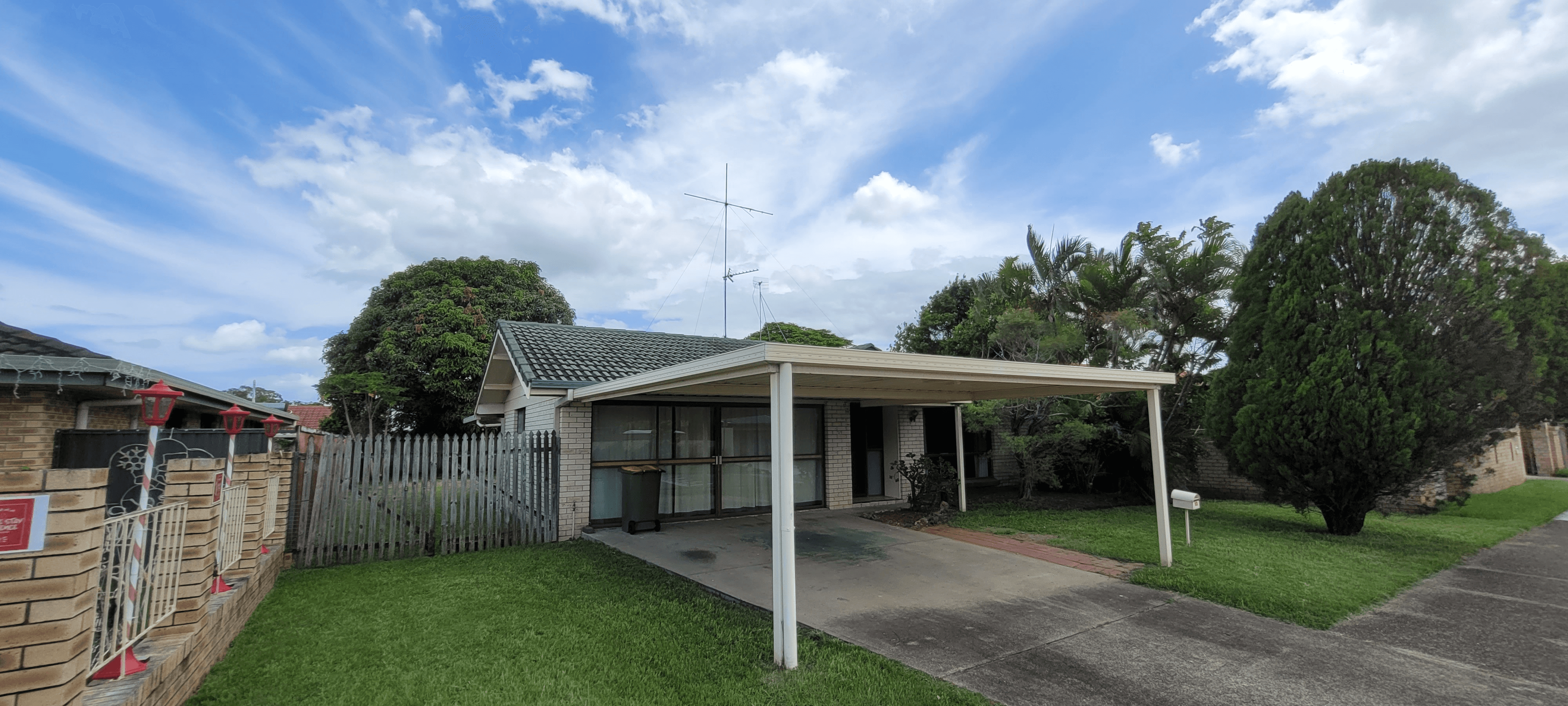 83 Oceanic Dr, Mermaid Waters, QLD 4218