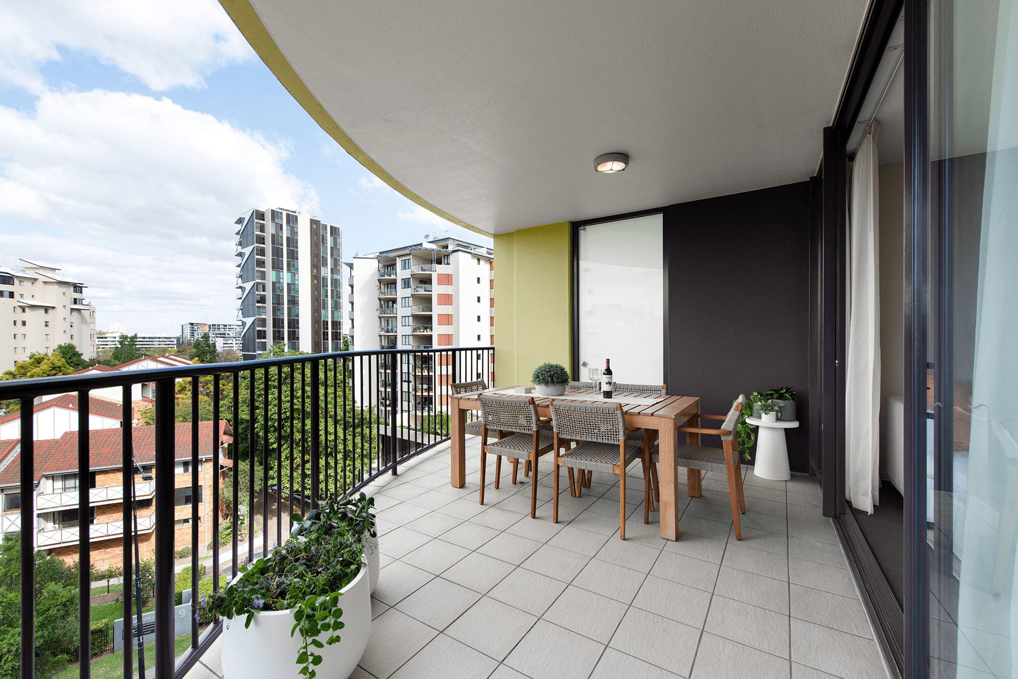 140/8 Land Street, TOOWONG, QLD 4066