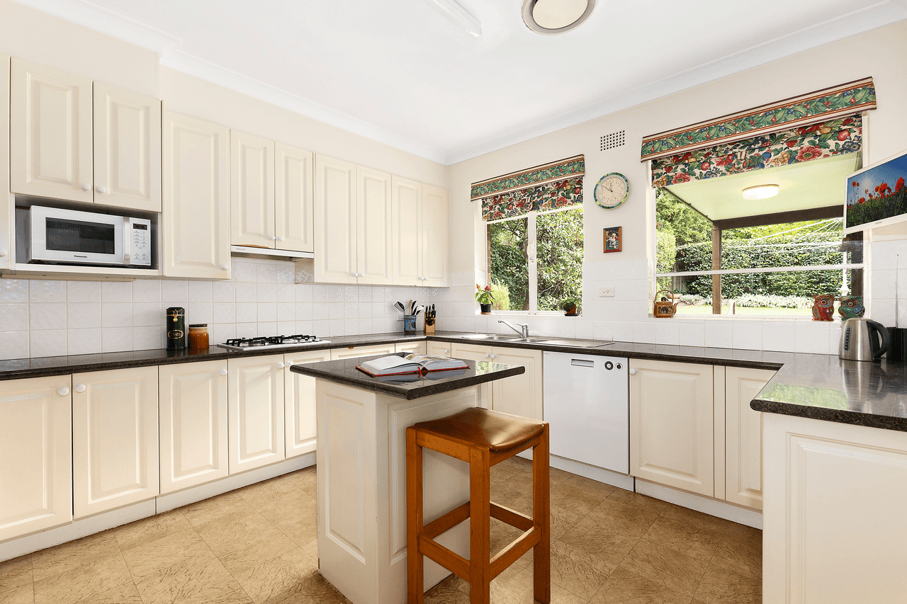 97 Livingstone Avenue, PYMBLE, NSW 2073