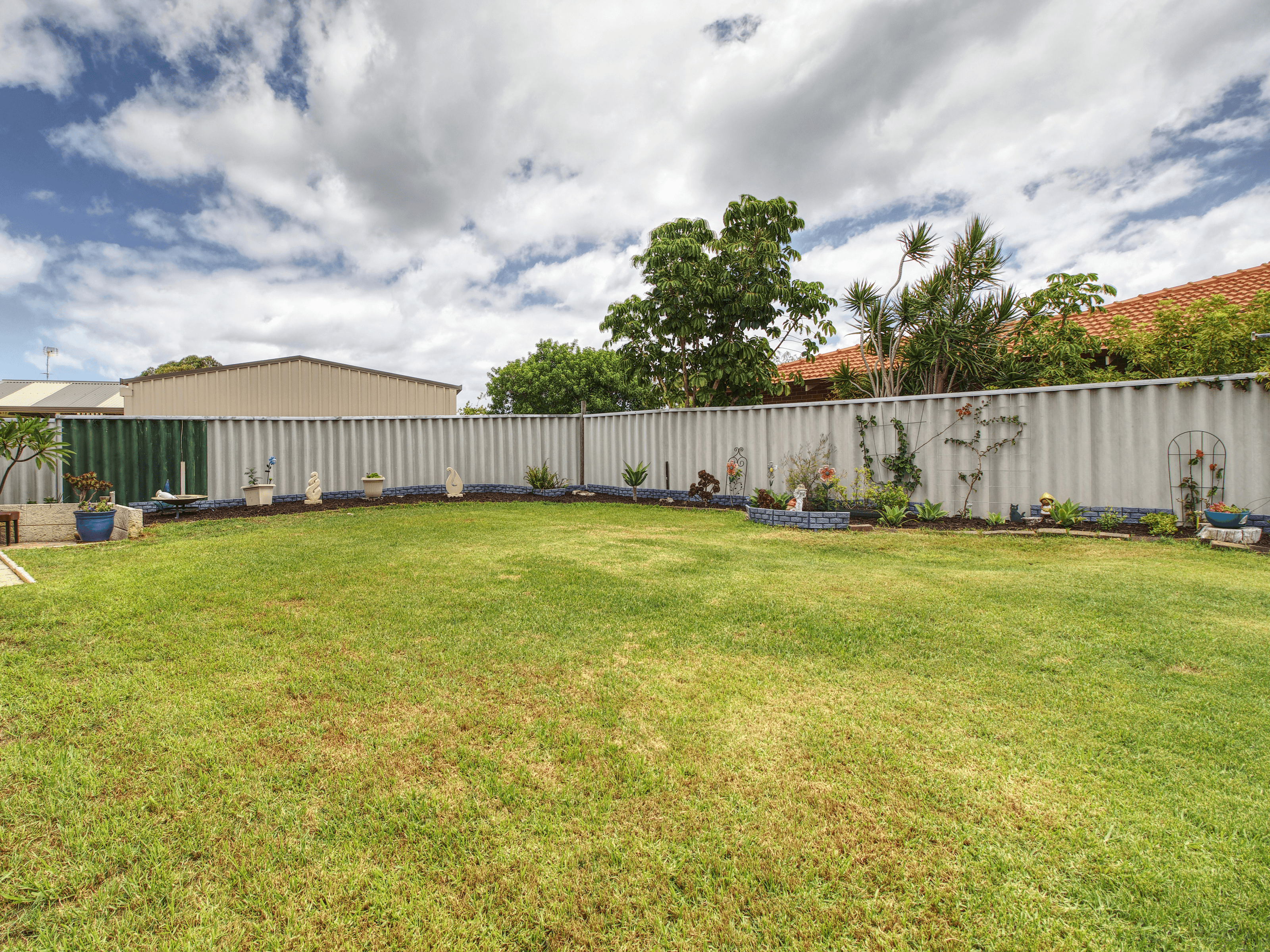 5 Success Drive, ROCKINGHAM, WA 6168