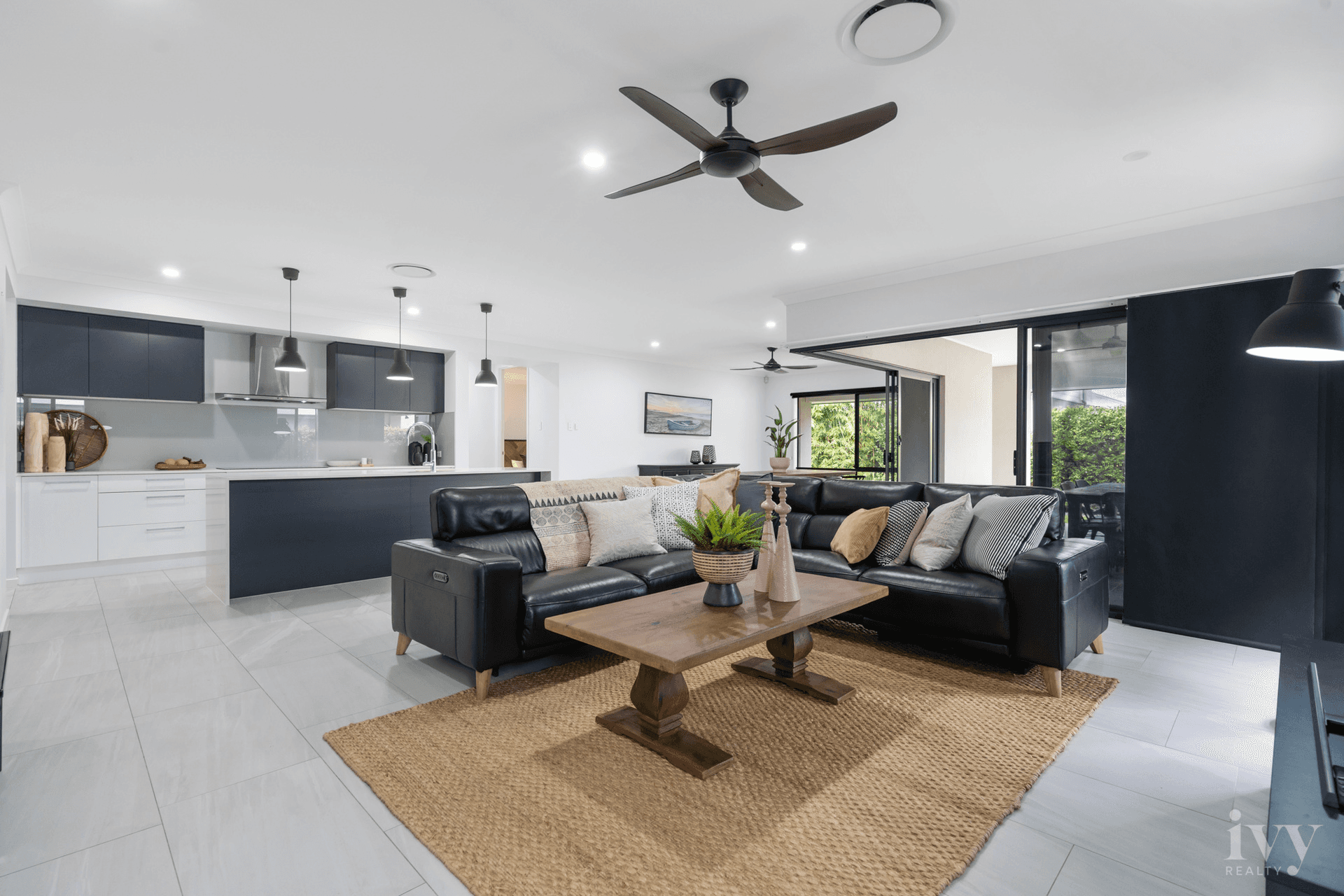 37 Amazon Circuit, Helensvale, QLD 4212