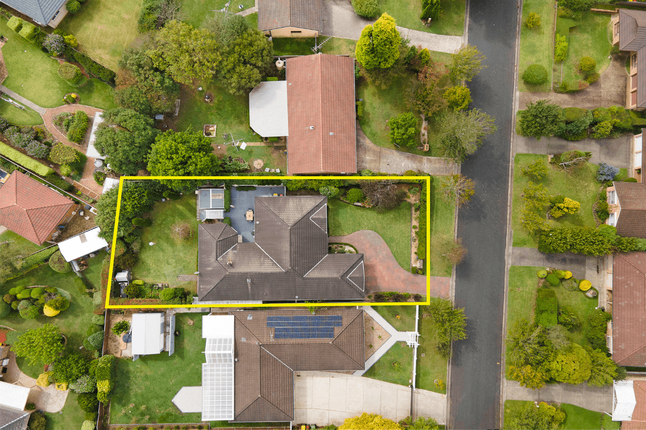 22 Sir Donald Bradman Drive, BOWRAL, NSW 2576