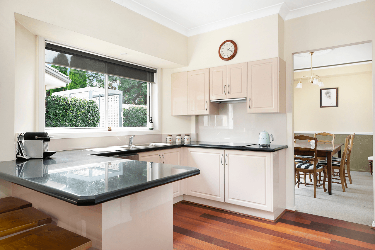 22 Sir Donald Bradman Drive, BOWRAL, NSW 2576