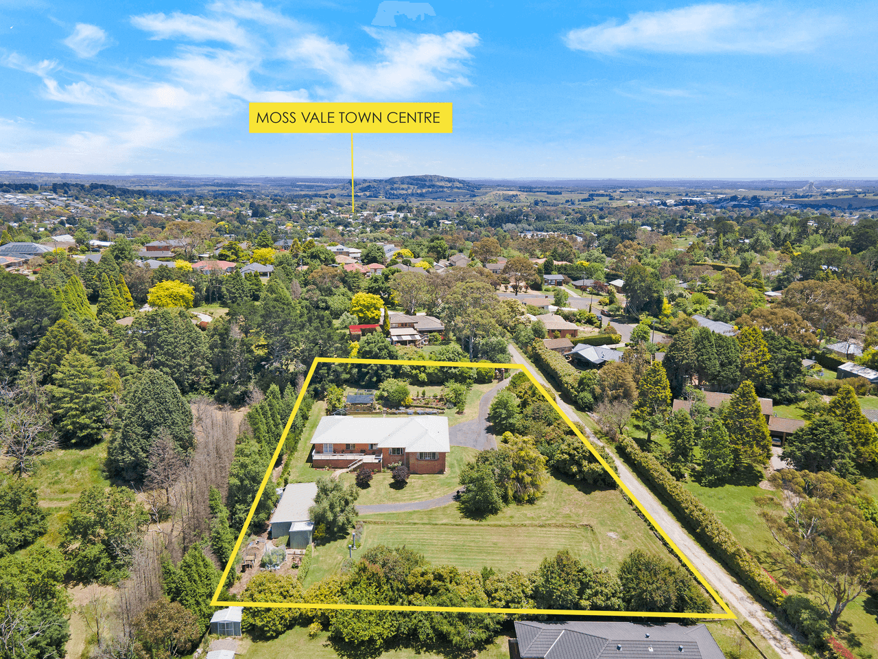 14 Villiers Road, MOSS VALE, NSW 2577