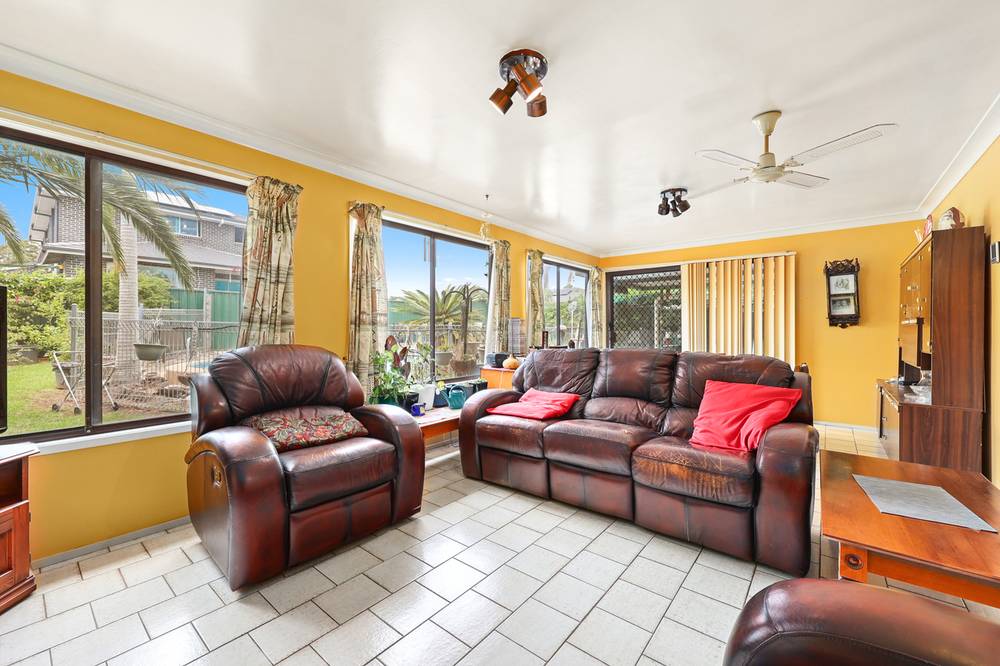 24 Kullaroo Avenue, BRADBURY, NSW 2560