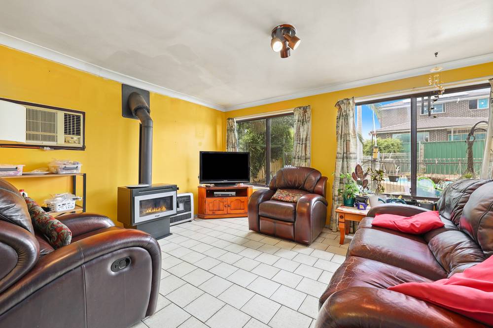 24 Kullaroo Avenue, BRADBURY, NSW 2560