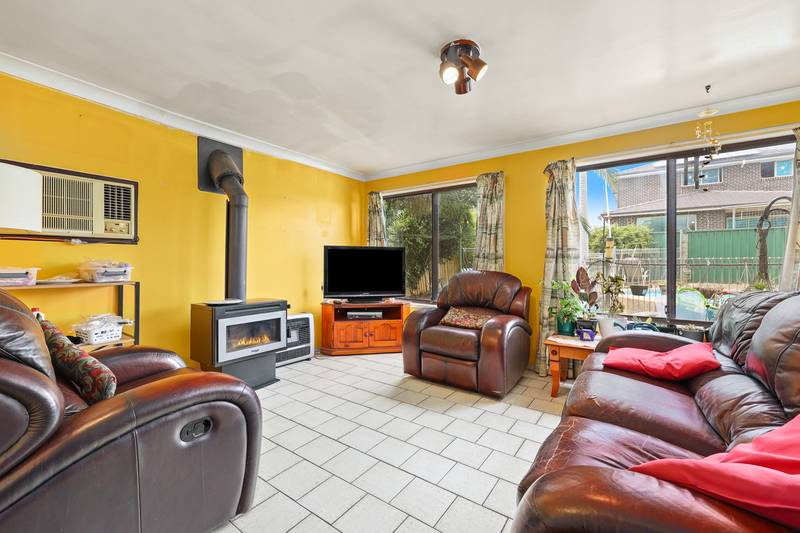 24 Kullaroo Avenue, BRADBURY, NSW 2560